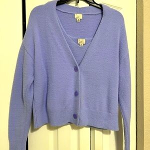 Button front cropped cardigan. Lavender sz XS